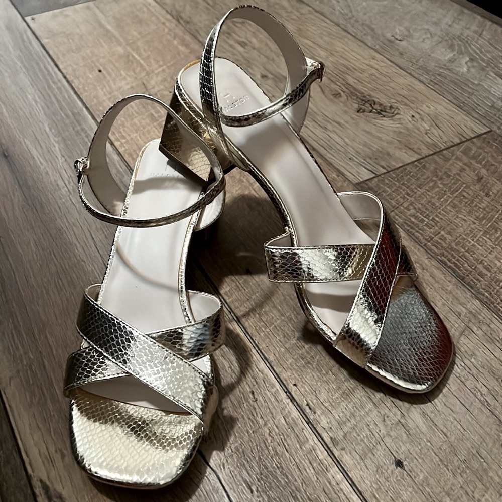 NEW HALSTON gold sandals, size 9